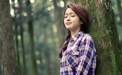 26岁妙龄女诱75岁老人